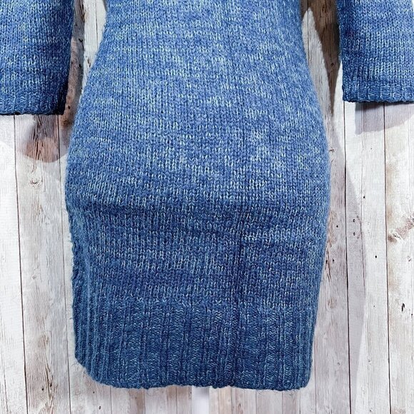 Women's Pink Rose Sweater | Blue | 3/4 Sleeves | Cowl Neck | Tunic | Medium - Picture 10 of 13